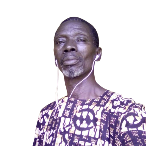 Baccalauréat à Saint Louis du Sénégal. Maîtrise et D.E.A général en Droit à l’UCAD. DUEL 2 en Lettres modernes. Professeur de français puis de Droit et de Techniques administratives ; il ne peut résister à l’appel des Belles lettres. Ce recueil lui tend affectueusement les bras d’un genre pas très facile, la Nouvelle. Ce premier recueil est une merveille due à une sensibilité à la fois doomu ndar et siin siin.